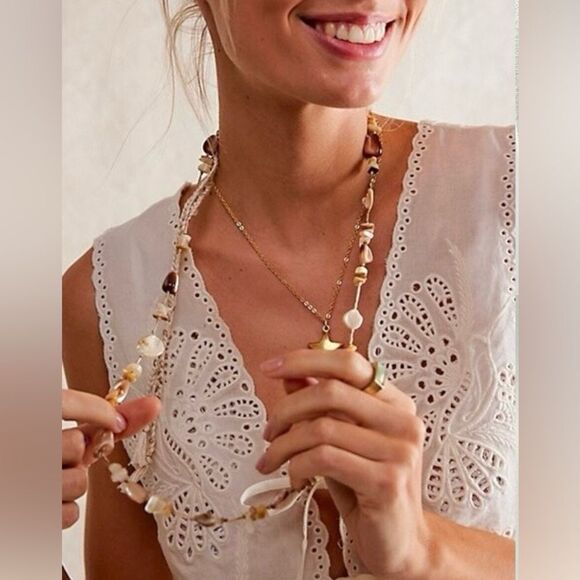 FREE PEOPLE x Ariana Ost At The Market Necklace - Picture 1 of 7